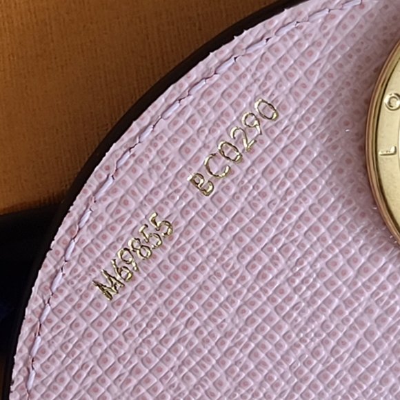 Louis vuitton Key Charm Xmas 2020 - Picture 8 of 9